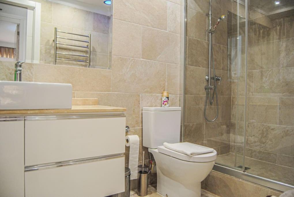 San Pedro Center - Eaw Homes Marbella